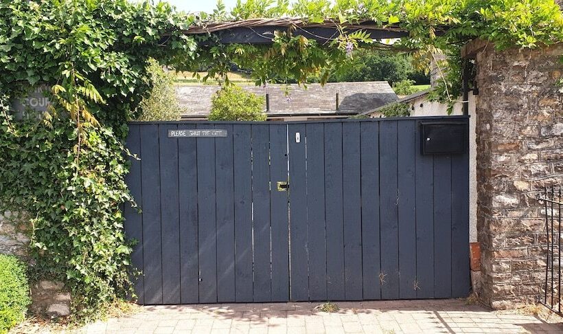 Monkton Court House B&b