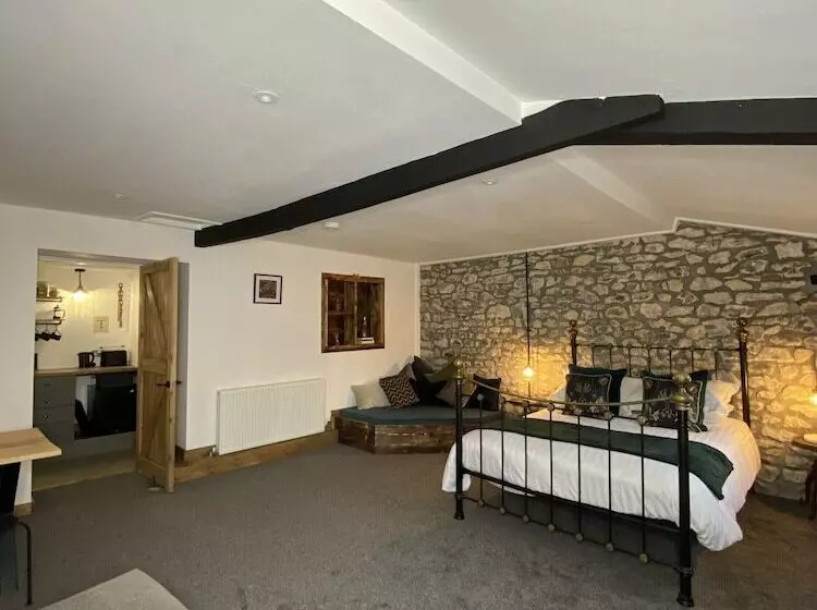 Monkton Court House B&b