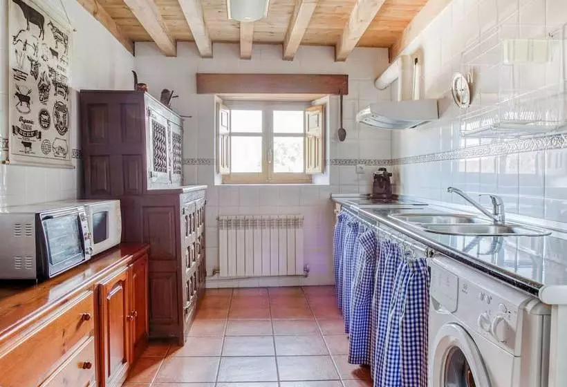 Traditional Cottage In Atauta Near Traditional Winery