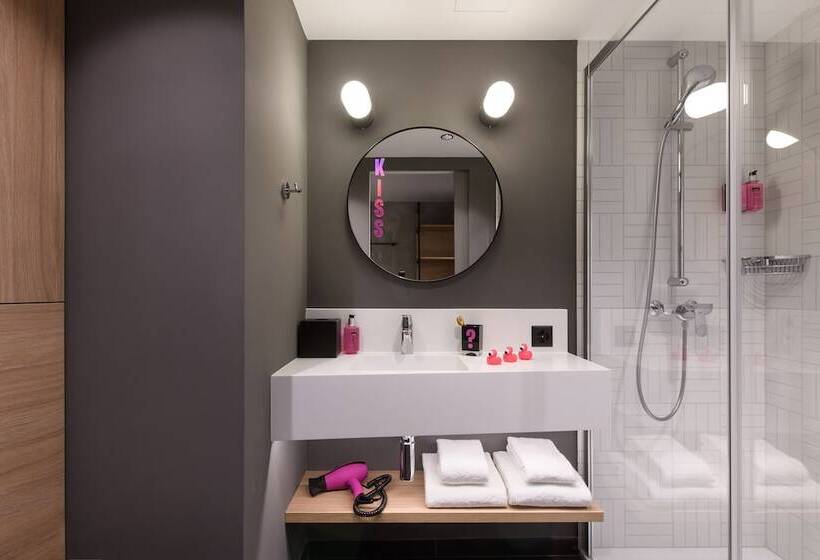 בית מלון כפרי Moxy Sion