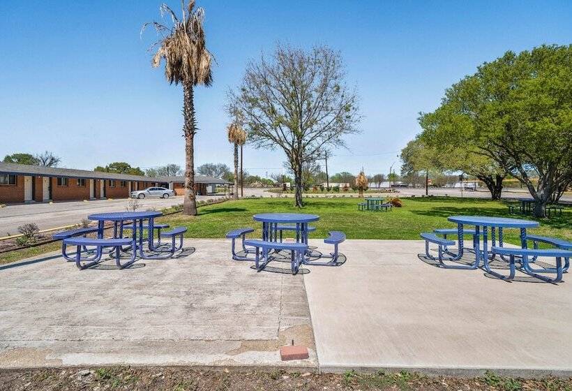 فندق Oyo  Luling Tx Downtown I10/us90