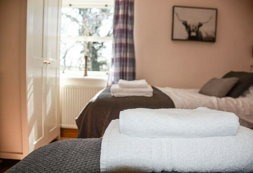 Lower Trengale Farm Holiday Cottages