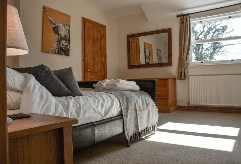 Lower Trengale Farm Holiday Cottages