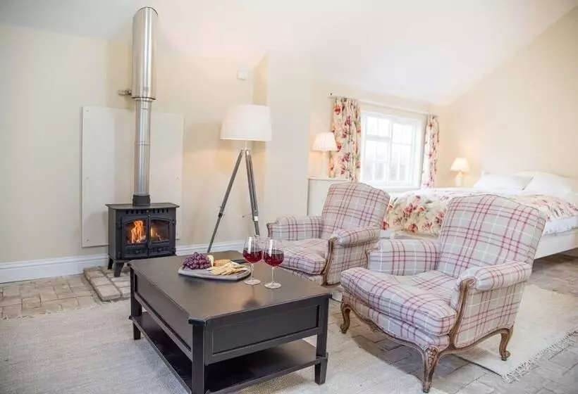 Mill Cottage, Tunstall