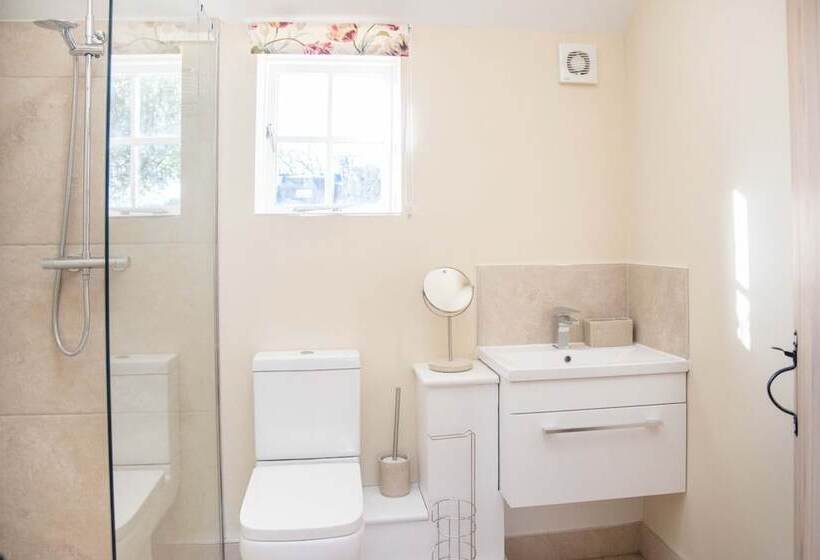 Mill Cottage, Tunstall