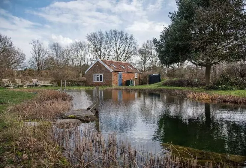 Mill Cottage, Tunstall