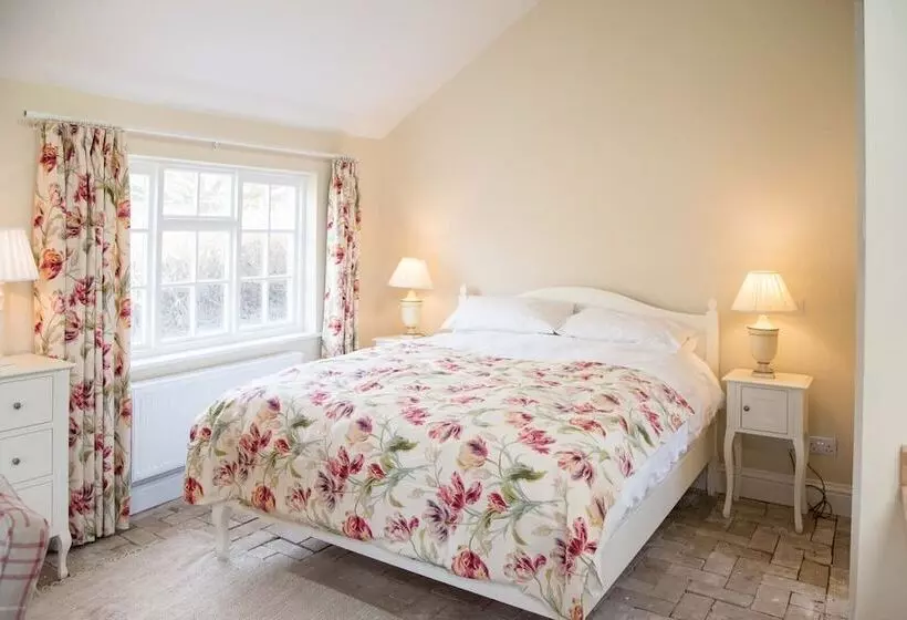 Mill Cottage, Tunstall