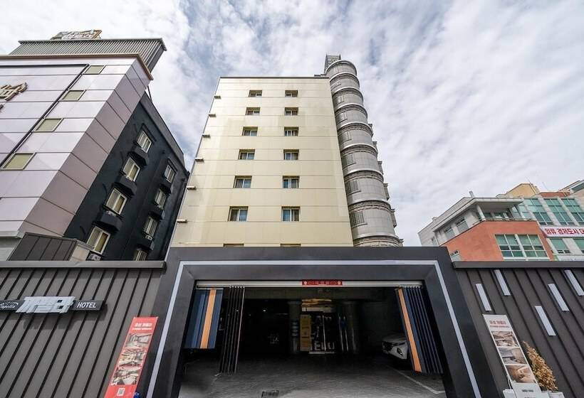 Motelli Daejeon Yuseong Capella