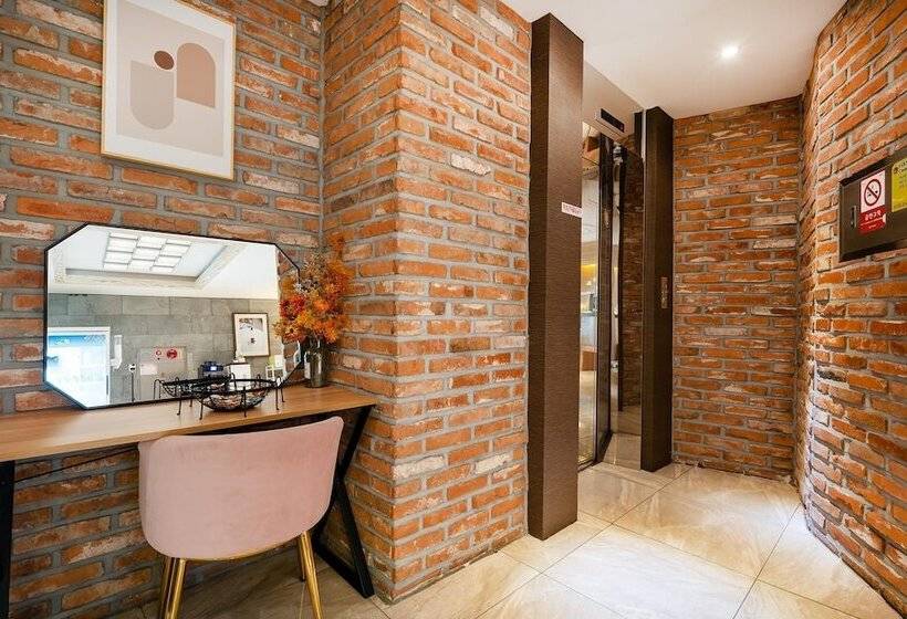 Motelli Daejeon Yuseong Capella