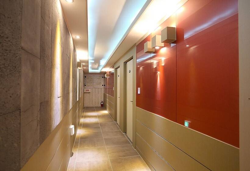 Motelli Daejeon Yuseong Capella