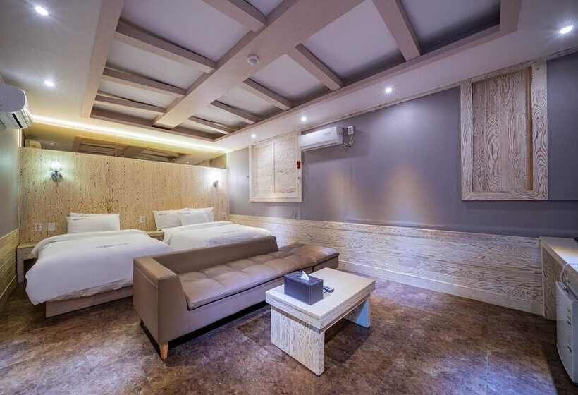 Motelli Daejeon Yuseong Capella