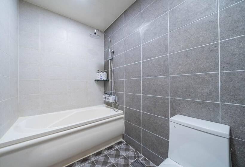 Motelli Daejeon Yuseong Capella