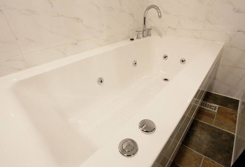 Motelli Gangneung Boutique Russo