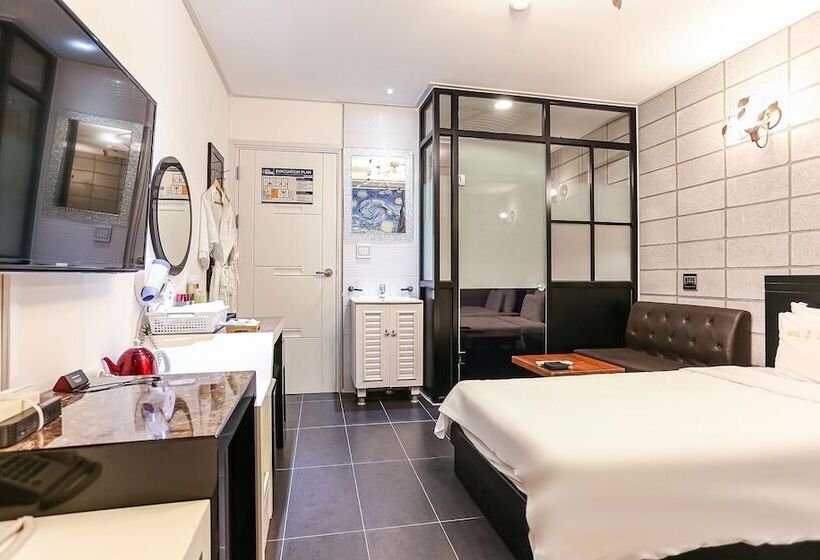 Motelli Gangneung Boutique Russo