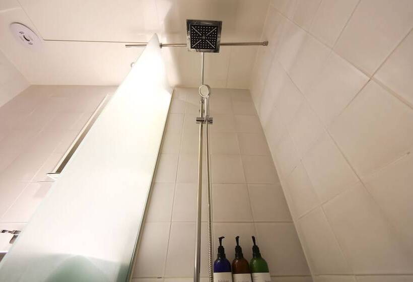 Motel Geojedo Gohyeon Hotel Blue