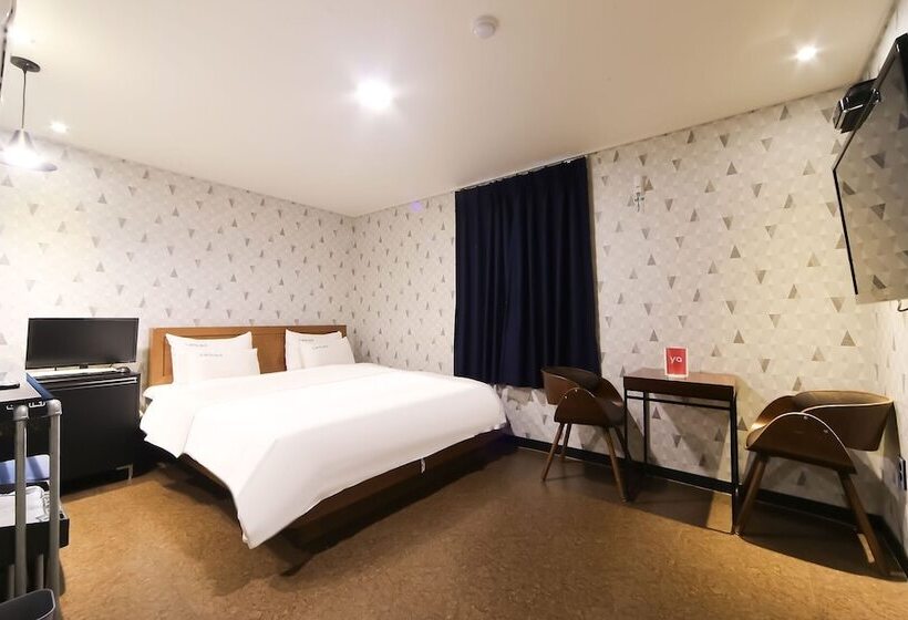 Motel Geojedo Gohyeon Hotel Blue