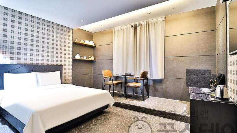 Motel Busan Oncheonjang Hotel Ignis