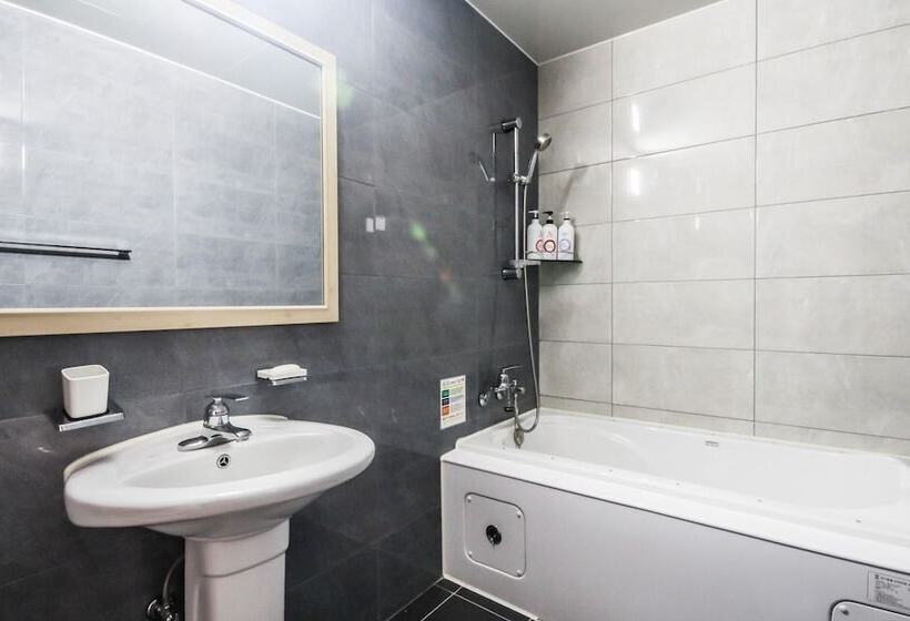 فندق على الطريق Iksan Hotel Rings