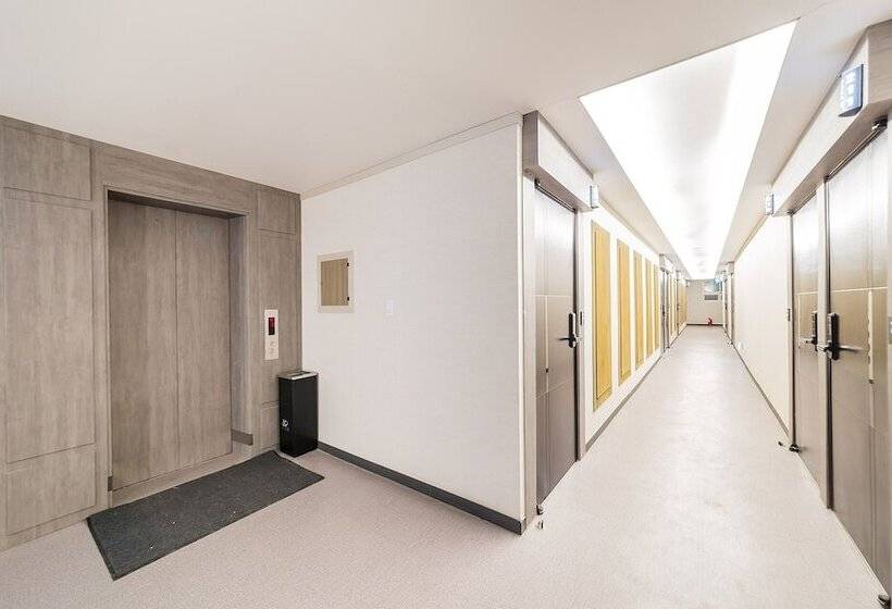 Мотель Seongnam Hotel K