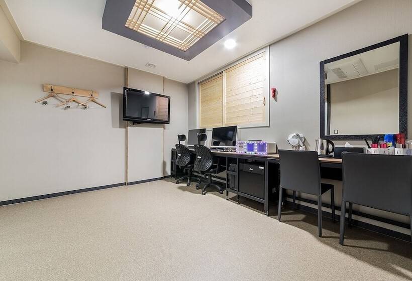 Мотель Seongnam Hotel K