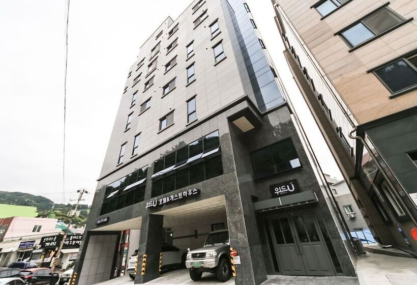 מוטל Ulleung With Ulleung