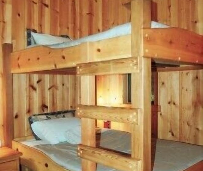 Mt Baker Lodging Cabin 10 Sleeps 8