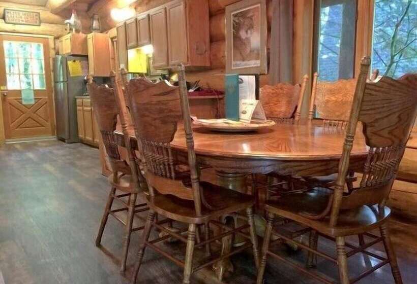 Mt Baker Lodging Cabin 10 Sleeps 8