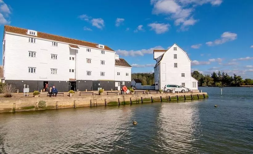 ベッドアンドブレックファースト The Station Guest House