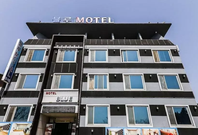 Blue Motel