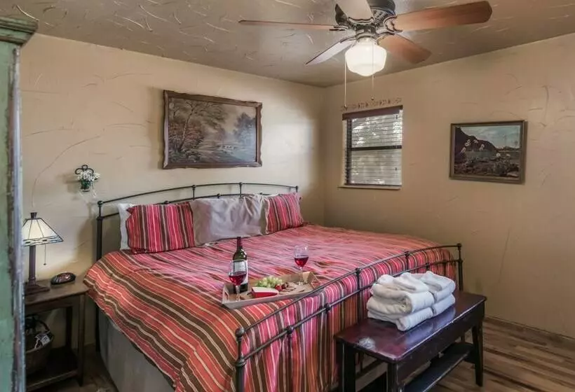 Garey S Deer Haven By Vtrips
