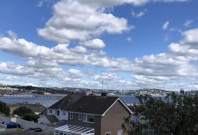 Harbour Lodge B&b