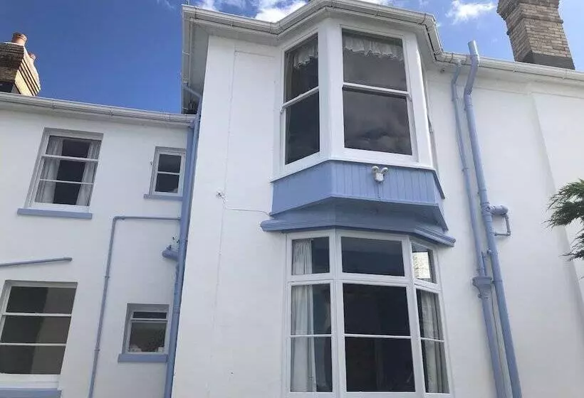 Harbour Lodge B&b