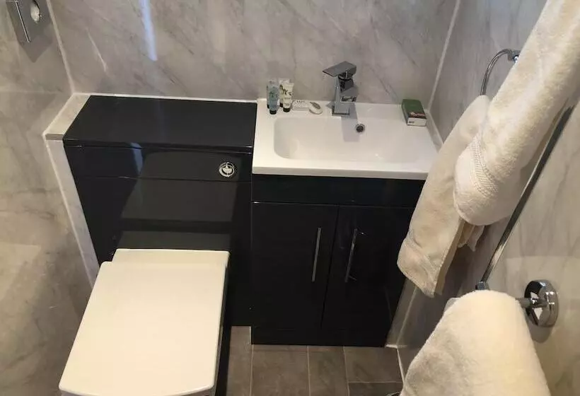 Harbour Lodge B&b