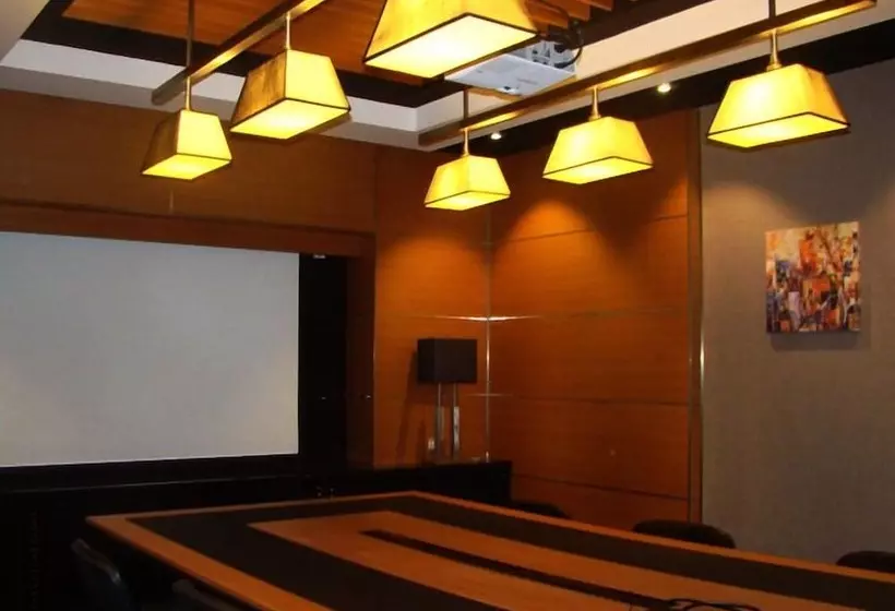 Hotelli Naskon Sapphire Resort Thermal & Spa