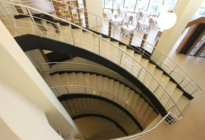 Hotelli Naskon Sapphire Resort Thermal & Spa