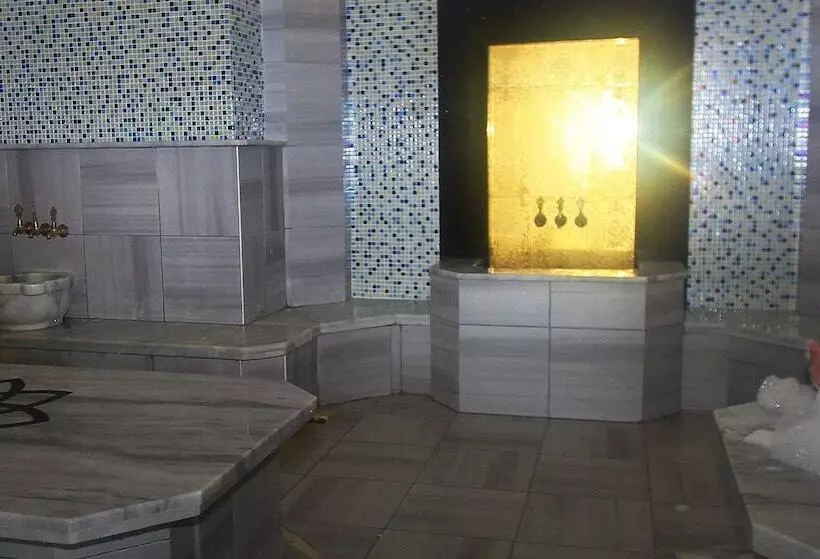 Hotelli Naskon Sapphire Resort Thermal & Spa