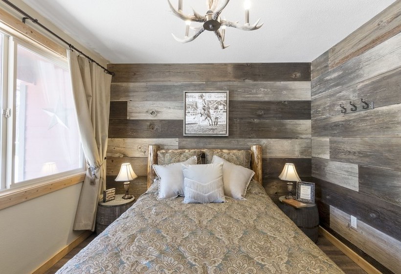 汽车旅馆 Timber House Lodge