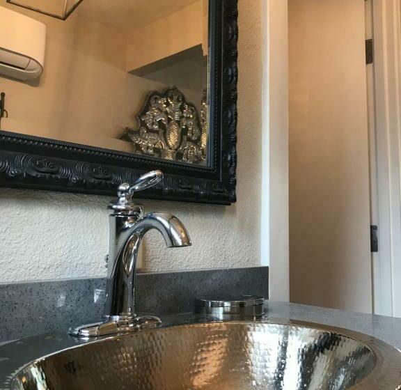 汽车旅馆 Timber House Lodge