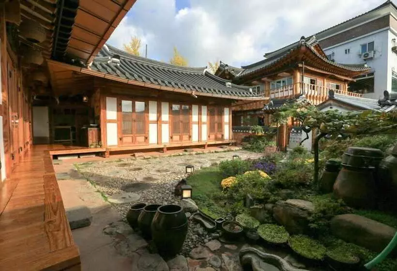 Majatalo Bukyungdang