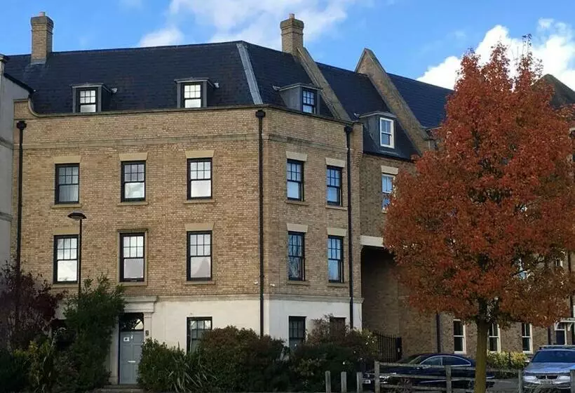 ペンション Upton Country Park Guest House