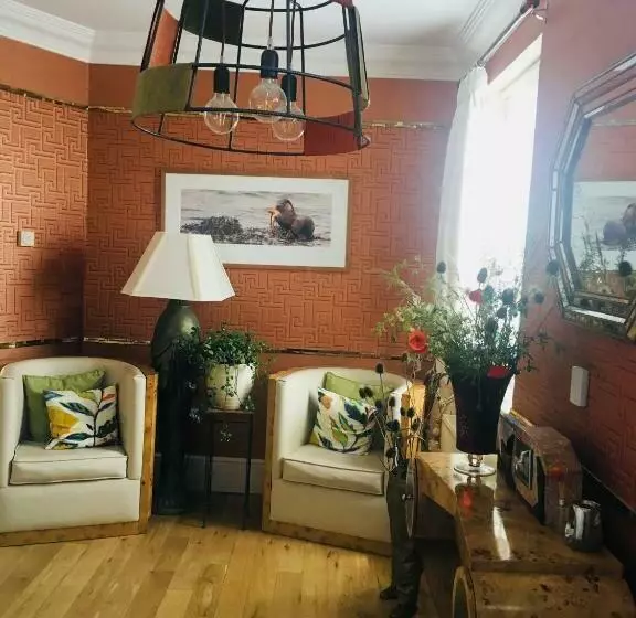 ペンション Upton Country Park Guest House