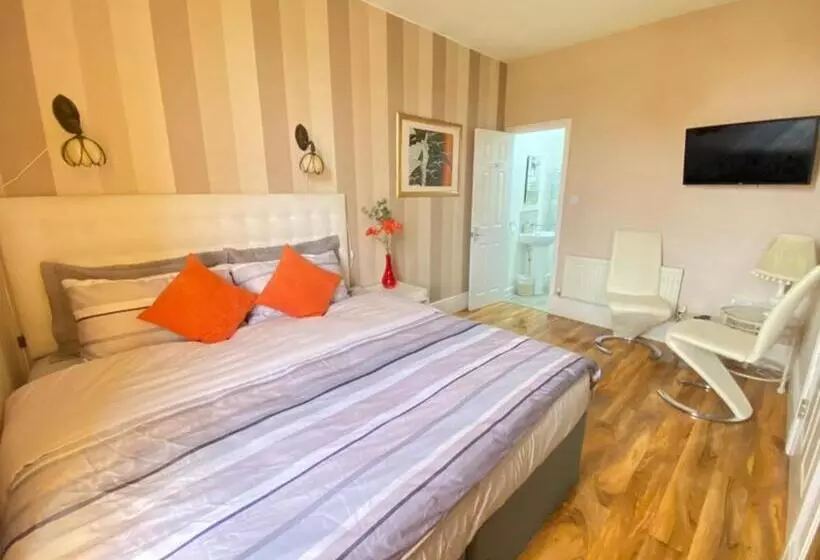 ペンション Upton Country Park Guest House
