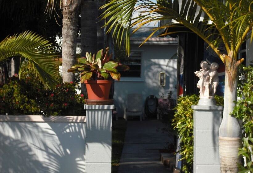 Richard S Motel Extended Stay