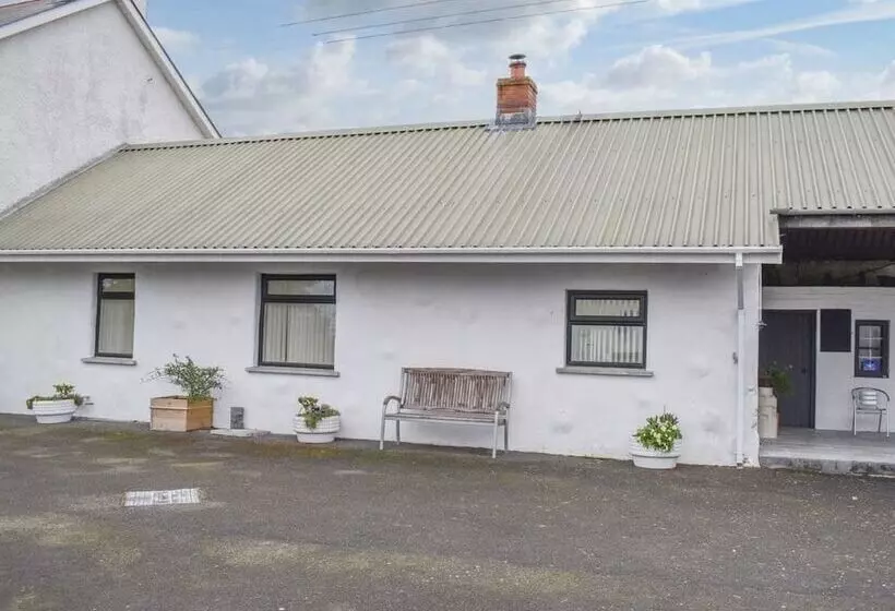 Rose Cottage Captivating 1 Bed Cottage In Bangor