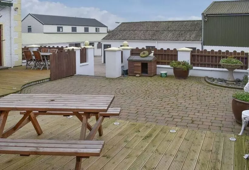 Rose Cottage Captivating 1 Bed Cottage In Bangor