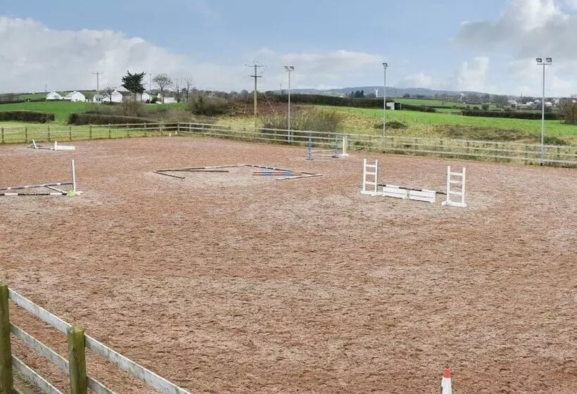 Rose Cottage Captivating 1 Bed Cottage In Bangor