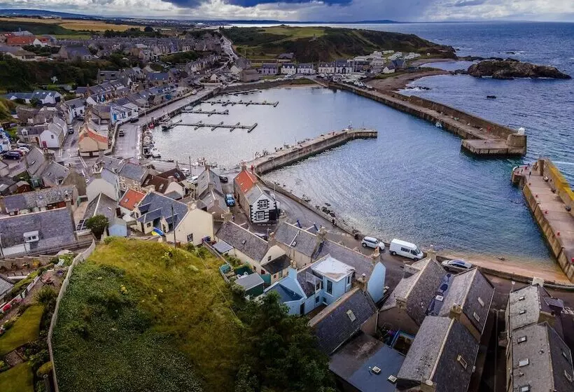 The View, 3 Bed Cottage, Findochty, Buckie, Moray