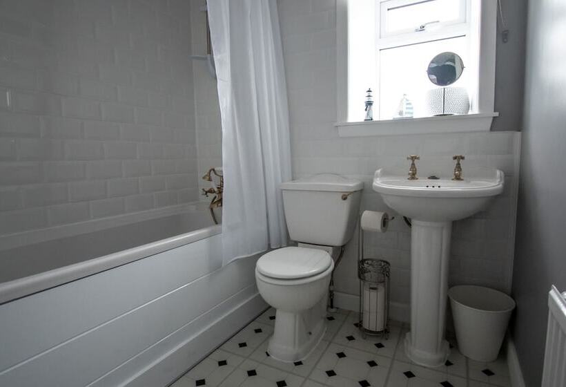 The View, 3 Bed Cottage, Findochty, Buckie, Moray