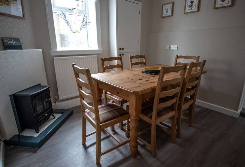 The View, 3 Bed Cottage, Findochty, Buckie, Moray