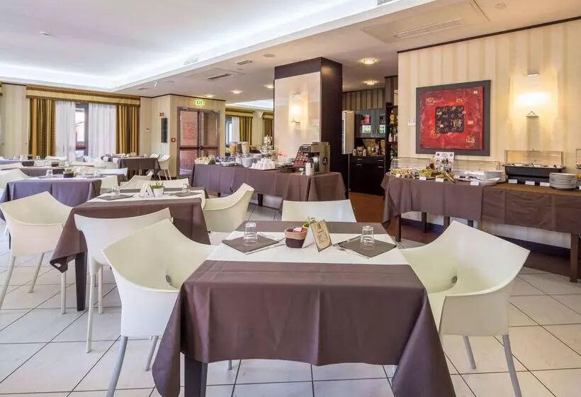 Best Western Hotel I Triangoli